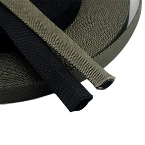 Correas de nailon tubulares de 20 mm.